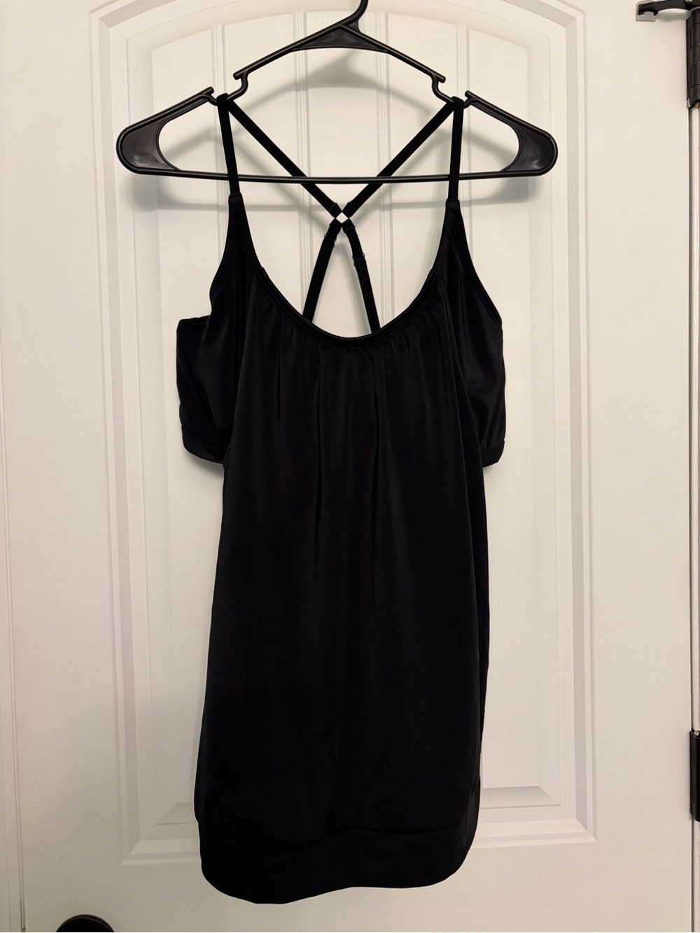Athleta Black Strappy Tank - Visible Underwire Sports-bra